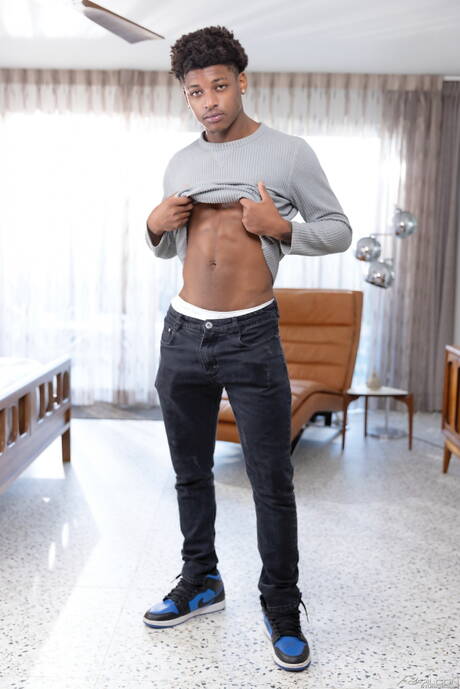 Ebony well-built Ty Santana and well-built Dan Evans fuck after interracial dick sucking