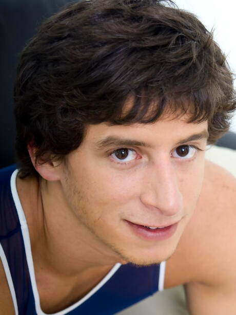 Nice american buddies beefcake Ethan Parker and strong bull Lucas Vick in dick sucking scene