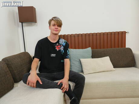 Twink Kieran Karlsson undressing and showing nice ass